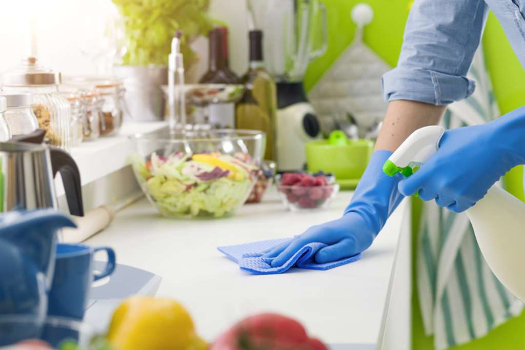 Kitchen Cleaning